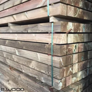 POTEAU BOIS PIN SYLVESTRE CLASSE 4 VERT - ANGLES ARRONDIS 145*145*3000 - Packaging img