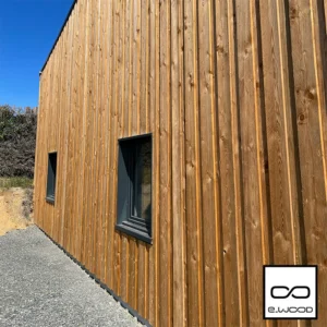 BARDAGE BOIS EPICÉA CLASSE 3.1 VERT - ROUGH 19*175*LONG.DISPONIBLE - Ambiance2 img