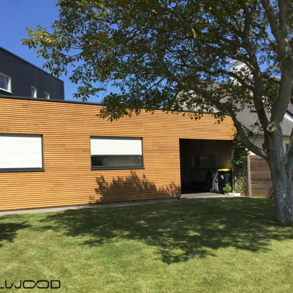 BARDAGE BOIS EPICÉA CLASSE 3.1 SATURÉ TON BOIS BRUN (HAVANE) - ASLOG 26*122*LONG.DISPONIBLE - Ambiance2 img