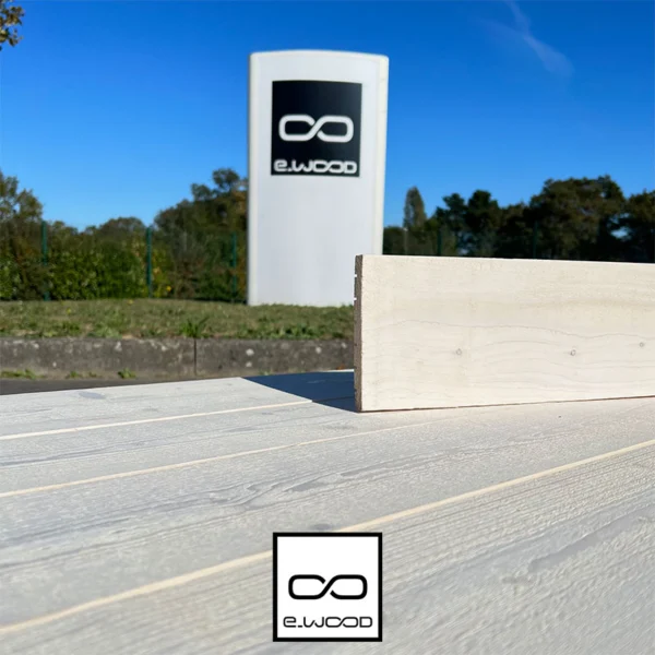 BARDAGE BOIS EPICÉA CHOIX B CLASSE 3.1 PEINT BLANC - ROUGH 18*150*LONG.DISPONIBLE - Zoom img