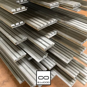 BARDAGE BOIS PIN SYLVESTRE CLASSE 3.2 SATURÉ GRIS GREY CLOUD (VIEUX BOIS) - AAGE 34*125*LONG.DISPONIBLE - Ambiance5 img