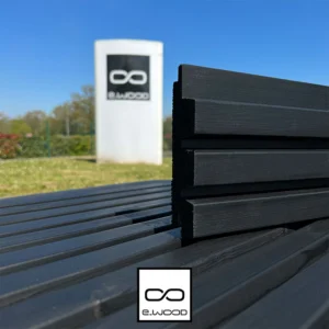 BARDAGE BOIS PIN SYLVESTRE CLASSE 4 SATURÉ NOIR ABSOLU - AAGE 34*125*LONG.DISPONIBLE - Zoom img