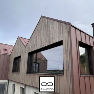 BARDAGE BOIS CHÂTAIGNIER ABOUTÉ CLASSE 4 GRIS SILVER GREY (GRIS) - KARL MIX 21*385*LONG.DISPONIBLE - Ambiance2 img