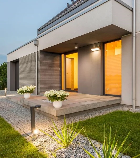 BARDAGE BOIS CHÂTAIGNIER ABOUTÉ CLASSE 4 SATURÉ GRIS GREY CLOUD (VIEUX BOIS) - ASLOG 21*125*3000 - Ambiance1 img