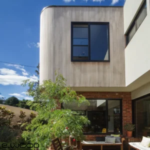 BARDAGE BOIS CHÂTAIGNIER ABOUTÉ CLASSE 4 NATUREL - AAGE 34*125*LONG.DISPONIBLE - Ambiance1 img