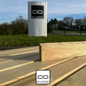 BARDAGE BOIS ROBINIER ABOUTÉ CLASSE 4 NATUREL - SVEN1 21*68*LONG.DISPONIBLE - Zoom img