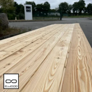 BARDAGE BOIS MÉLÈZE CLASSE 3.2 NATUREL - IVAR 20*125*LONG.DISPONIBLE - Ambiance6 img