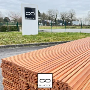 BARDAGE BOIS MÉLÈZE US CLASSE 3.2 SATURÉ TON BOIS AMBRÉ (MIEL HONEY) - AAGE 34*125*LONG.DISPONIBLE - Packaging img