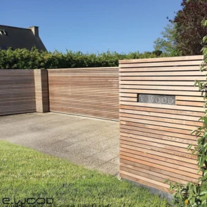 BARDAGE BOIS WESTERN RED CEDAR CLEAR 2 CLASSE 3.2 SATURÉ TON BOIS AMBRÉ (MIEL HONEY) - SVEN1 21*68*LONG.DISPONIBLE - Ambiance3 img
