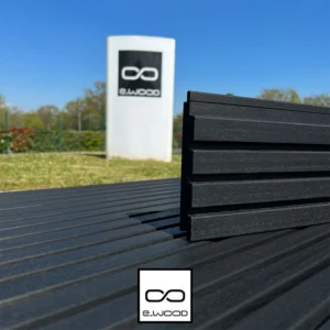 BARDAGE BOIS AYOUS THERMO CLASSE 3.2 SATURÉ NOIR ABSOLU - KIRSTEN 21*125*LONG.DISPONIBLE - Zoom img