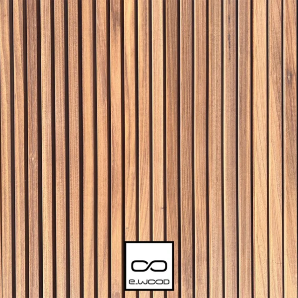 PAREMENT MURAL BOIS AYOUS THERMO CLASSE 3.2 SATURÉ TON BOIS TEAK - KIRSTEN 21*125*LONG.DISPONIBLE - Packshot2 img