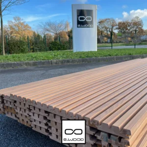 BARDAGE BOIS AYOUS THERMO CLASSE 3.2 SATURÉ TON BOIS TEAK - AAGE 34*125*LONG.DISPONIBLE - Packaging img