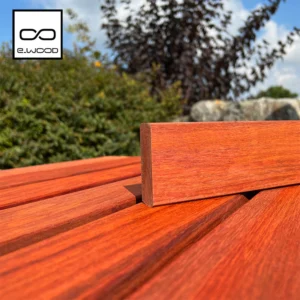 BARDAGE BOIS PADOUK CLASSE 4 NATUREL - KARL 20*65*LONG.DISPONIBLE - Zoom img