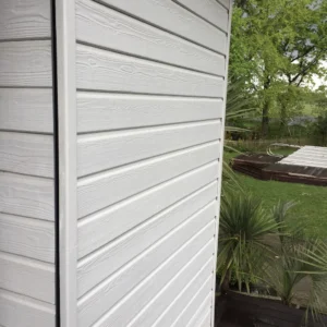 ACCESSOIRES BARDAGE BOIS EPICÉA CLASSE 3.1 PEINT GRIS LUMIÈRE - CORNIERE ANGLE 55*55*3000 - Ambiance1 img
