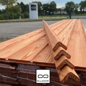 ACCESSOIRES BARDAGE BOIS DOUGLAS CLASSE 3.2 ROSE DOUGLAS - CORNIERE ANGLE 68*68*3000 - Packshot1 img