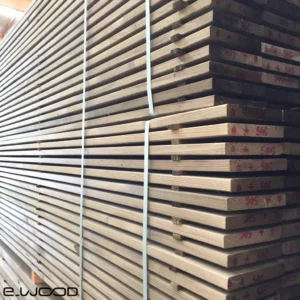 TERRASSE BOIS PIN SYLVESTRE CLASSE 4 VERT - 2 FACES LISSES 27*145*LONG.DISPONIBLE - Packshot2 img