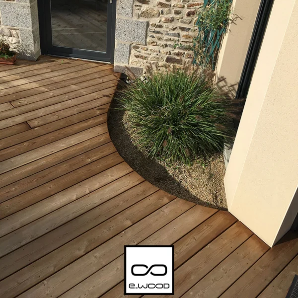 TERRASSE BOIS PIN SYLVESTRE US CLASSE 4 BRUN - 2 FACES LISSES 27*145*LONG.DISPONIBLE - Packshot3 img