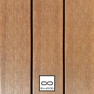 TERRASSE E-WOOD® BOIS COMPOSITE EXCELLENCE PLEIN STRUCTURÉ ET BROSSÉ TON BOIS TEAK - A VISSER 23*138*3000 - Packshot3 img