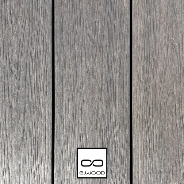 TERRASSE E-WOOD® BOIS COMPOSITE SEMI PLEIN STRUCTURÉ ET BROSSÉ GRIS SILVER - CLIP 23*210*4000 - Packshot2 img