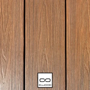 TERRASSE E-WOOD® BOIS COMPOSITE SEMI PLEIN STRUCTURÉ ET BROSSÉ TON BOIS TEAK - CLIP 23*210*4000 - Packshot2 img