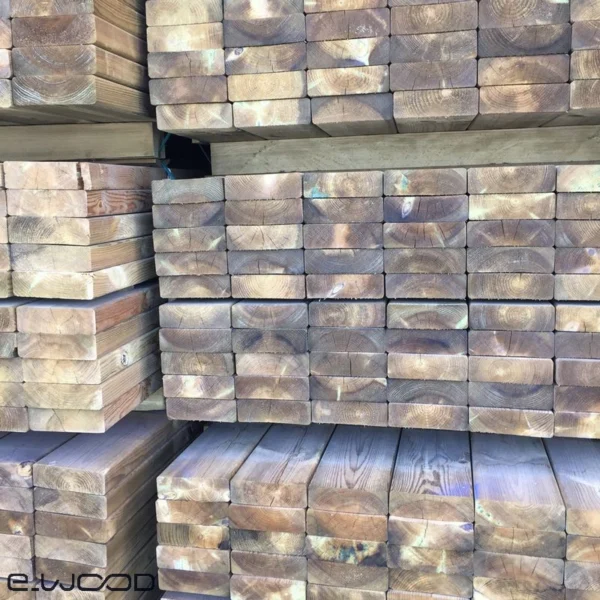 OSSATURE TERRASSE BOIS PIN SYLVESTRE CLASSE 4 BRUN - ANGLES ARRONDIS 45*145*LONG.DISPONIBLE - Packshot2 img