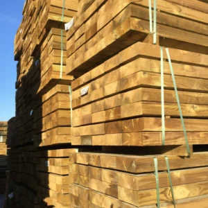 OSSATURE TERRASSE BOIS PIN SYLVESTRE CLASSE 4 BRUN - ANGLES ARRONDIS 70*145*LONG.DISPONIBLE - Packshot1 img