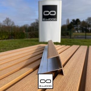 ACCESSOIRE BARDAGE E-WOOD® BOIS COMPOSITE EXCELLENCE BROSSÉ TON BOIS RED CEDAR - PROFILE EXTRÉMITÉ 50*50*3000