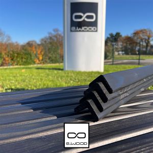 ACCESSOIRES BARDAGE BOIS EPICÉA CLASSE 3.1 SATURÉ NOIR ABSOLU - CORNIERE ANGLE 45*45*3000