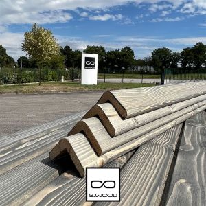 ACCESSOIRES BARDAGE BOIS EPICÉA CLASSE 3.1 GRIS PATINE - CORNIERE ANGLE 55*55*3000